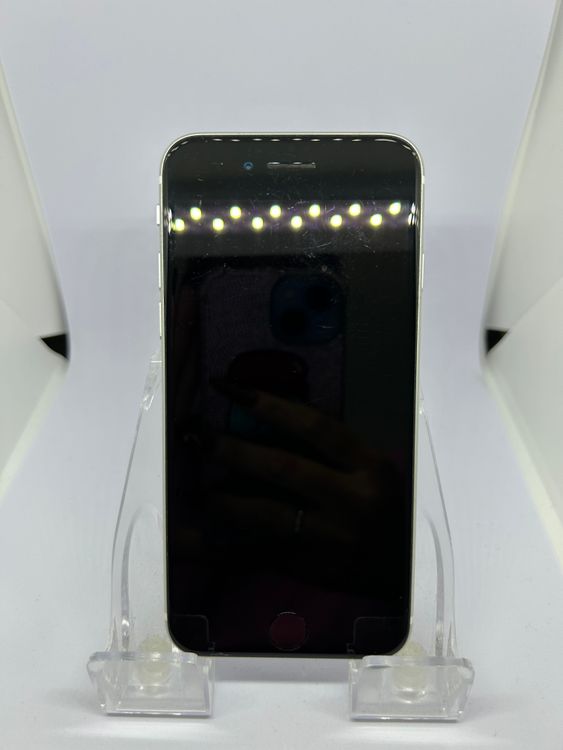 ��SIM�ե꡼ iPhoneSE��2����  64GB �ۥ磻��