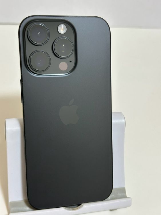������ �Хåƥ꡼93% SIM�ե꡼ iPhone16Pro 256GB �֥�å������˥���
