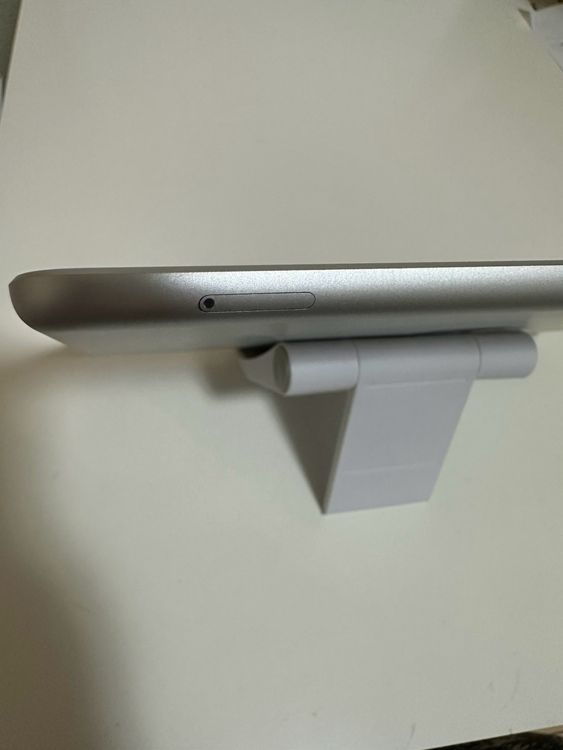��SIM�ե꡼ iPad ��9���� 64GB ����С�