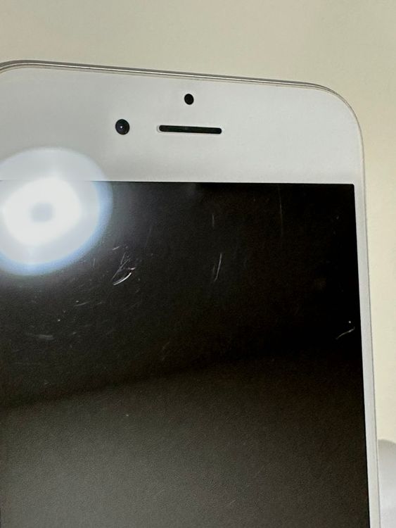 ��iPhone6 16GB ����С� docomo