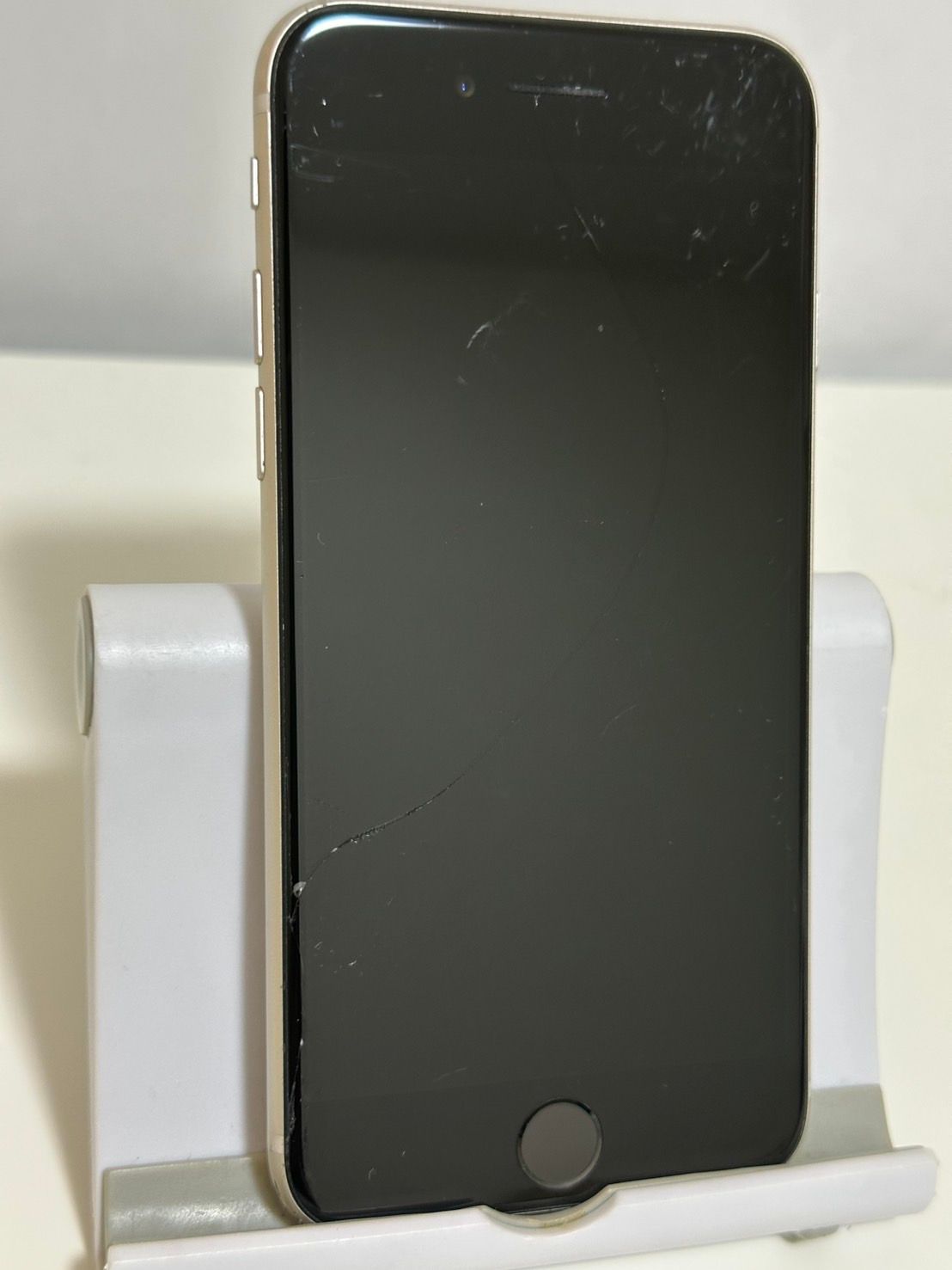 ムスビー｜○バッテリー86% SIMフリー iPhoneSE 第3世代 128GB スター