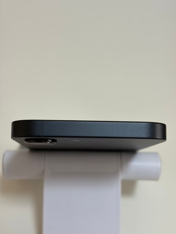 ������̤���� SIM�ե꡼ iPhone16e 256GB �֥�å�