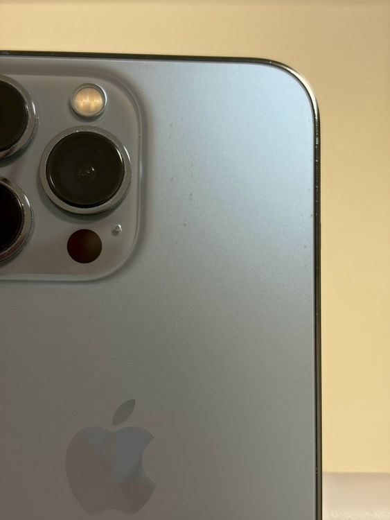 ���Хåƥ꡼80% SIM�ե꡼ ���� iPhone13Pro 256GB ������֥롼