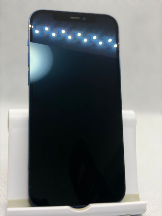 ��SIM�ե꡼ iPhone12 128GB �֥롼 �Хåƥ꡼83%