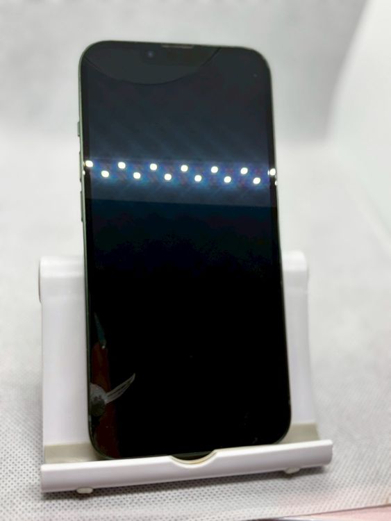 ���Хåƥ꡼83% ���� SIM�ե꡼ iPhone13 128GB ���꡼��