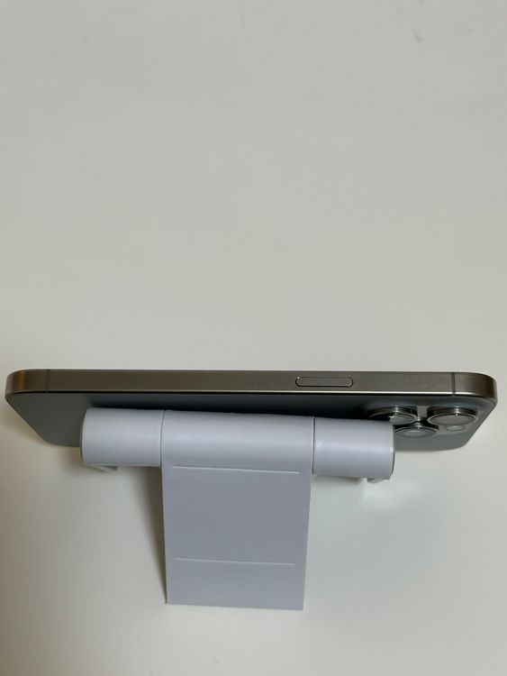 ��Ķ���� SIM�ե꡼ iPhone15ProMax 256GB �ʥ���������˥���