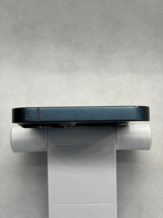 ���Хåƥ꡼87% SIM�ե꡼ iPhone13 128GB �ߥåɥʥ���