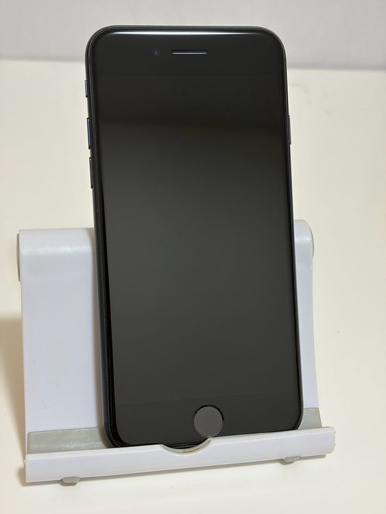 ���Хåƥ꡼100% SIM�ե꡼ iPhoneSE ��3���� 256GB �ߥåɥʥ���