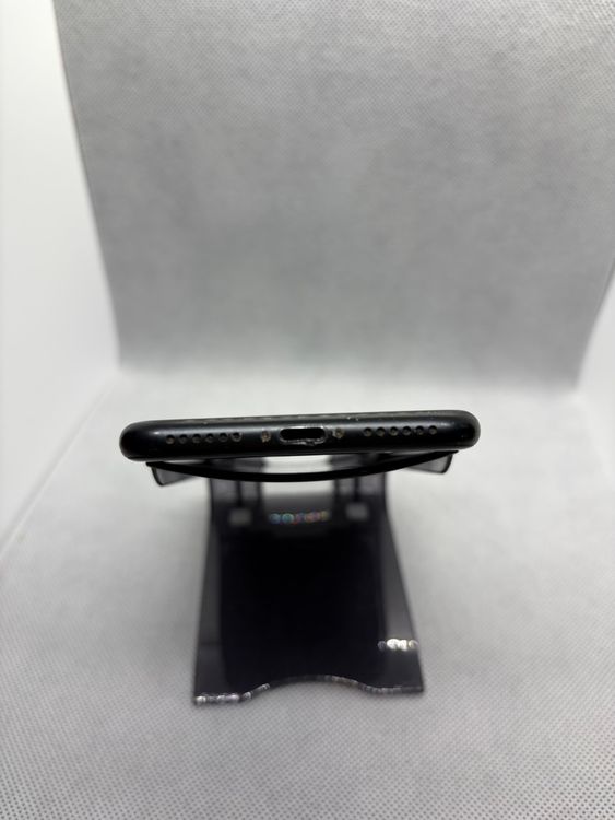 ���ϥԥͥ��ͥå� SIM�ե꡼ iPhoneSE ��2���� 64GB �֥�å�