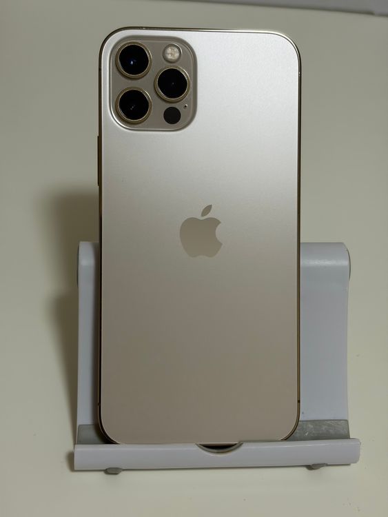���Хåƥ꡼89% SIM�ե꡼ iPhone12Pro 256GB �������