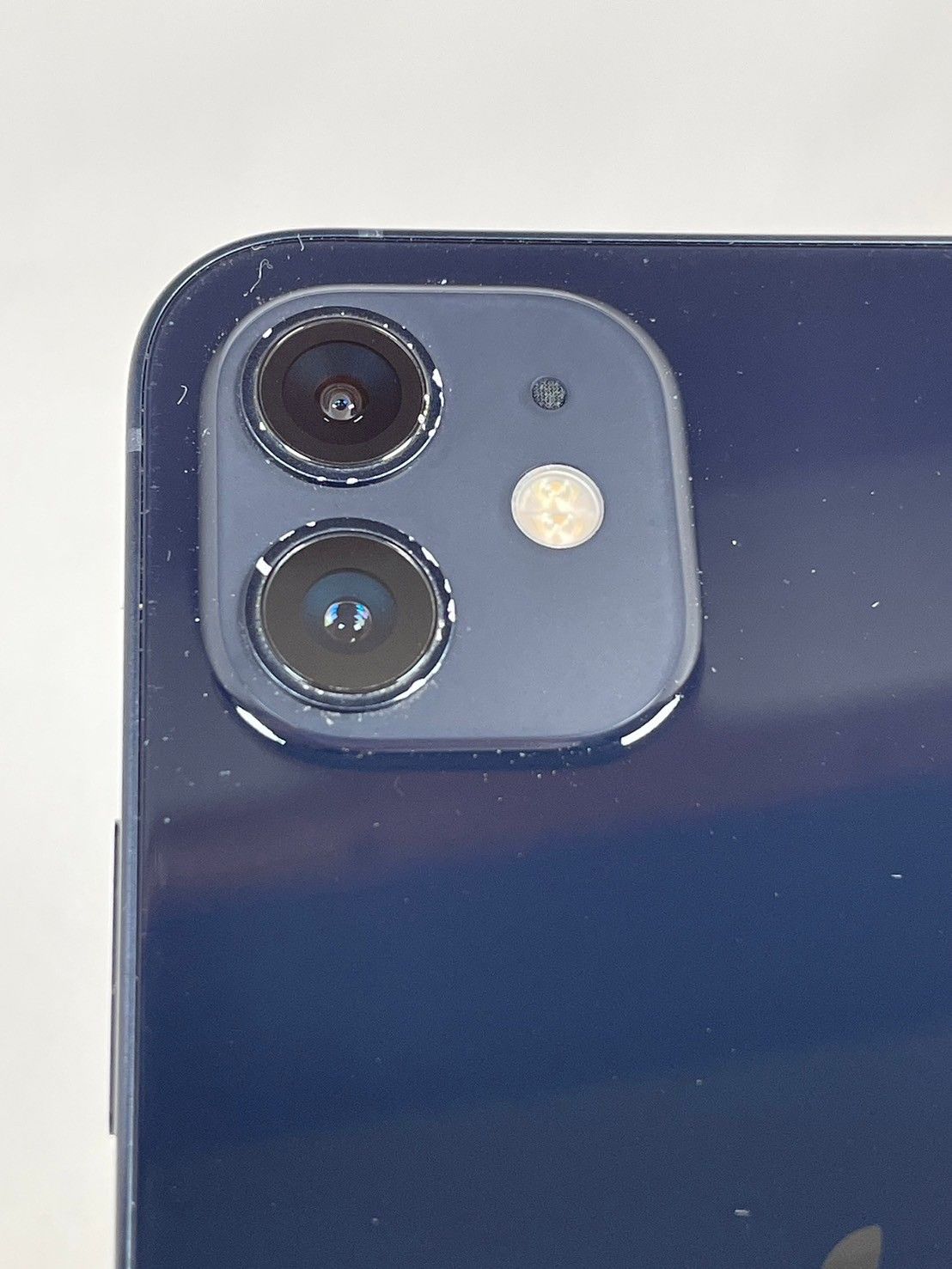 【超美品、スピード発送】iPhone12 64GB 黒 SIMフリー ムスビー|○ハピネスネット SIMフリー iPhone12 64GB ブラック