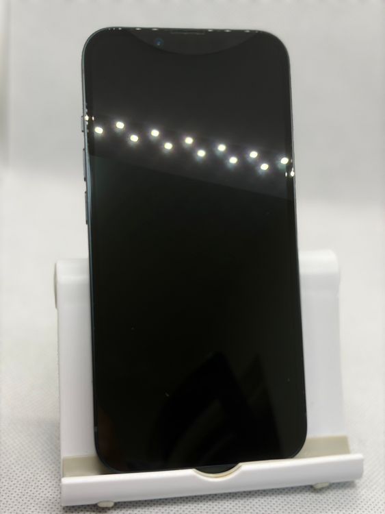 ��Ķ���� SIM�ե꡼ iPhone14 128GB �ߥåɥʥ��� �Хåƥ꡼84%
