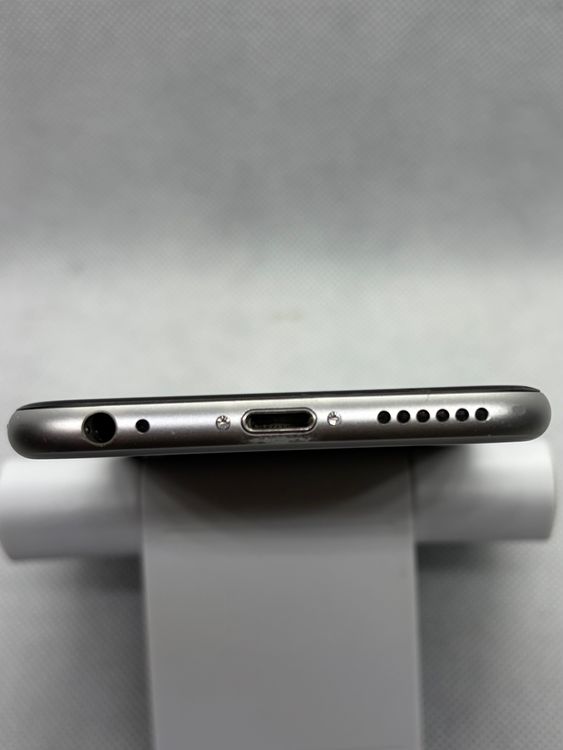 ���ϥԥͥ��ͥå� iPhone6 128GB ���ڡ������쥤 �Хåƥ꡼83%