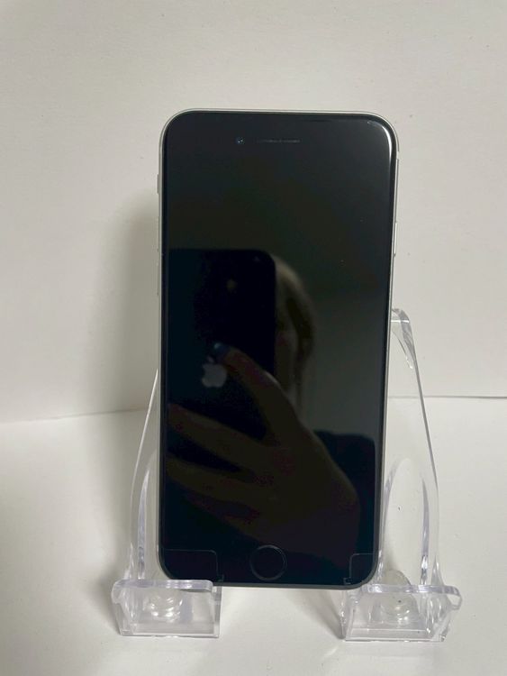 ϥԥͥͥå SIMե꡼ iPhoneSE 2 64GB ۥ磻 ̵