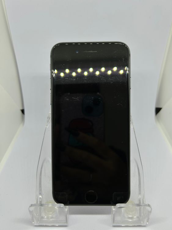��SIM�ե꡼ iPhone8  64GB ���졼 ����̵��