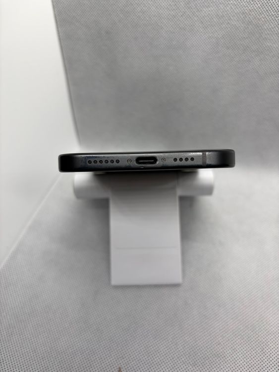 ���Хåƥ꡼89% SIM�ե꡼ iPhone15Plus 128GB �֥�å�