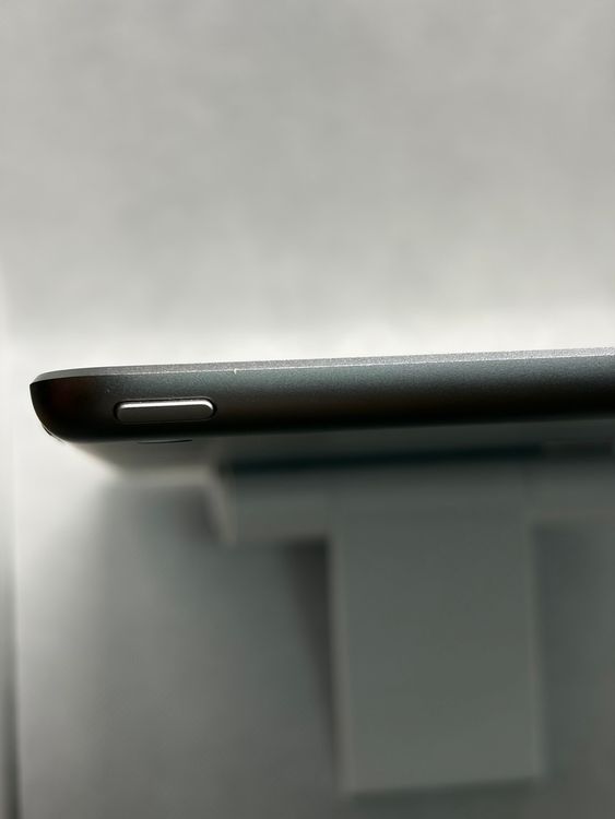 ���ϥԥͥ��ͥå� iPad ��9���� 64GB Wi-Fi ���졼