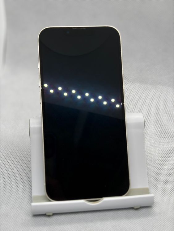 ���Хåƥ꡼83% SIM�ե꡼ iPhone13 128GB �������饤��