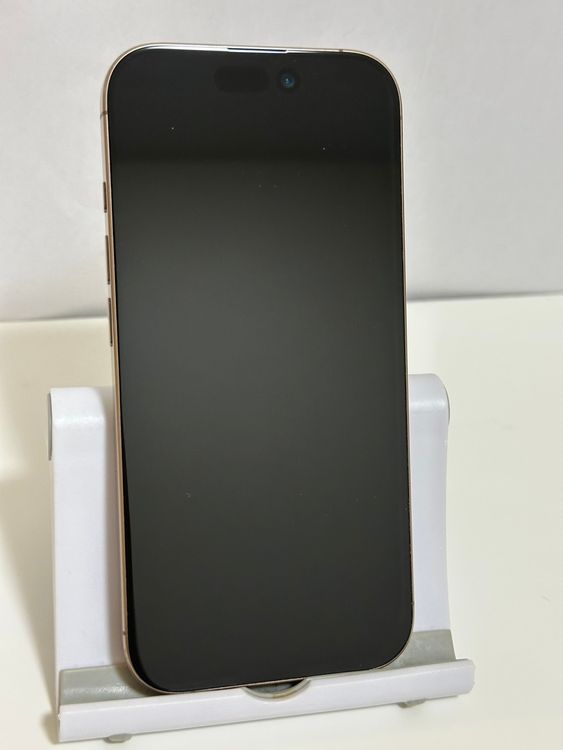 ��SIM�ե꡼ iPhone16Pro 256GB �ǥ����ȥ����˥���