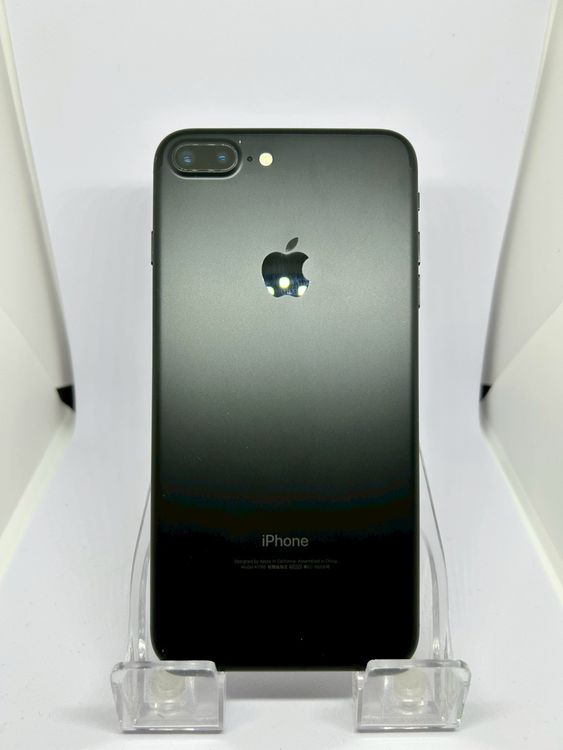 ��SIM�ե꡼ iPhone7Plus  128GB �֥�å� �Хåƥ꡼81%