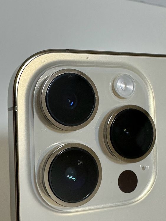 ���Хåƥ꡼94% SIM�ե꡼ iPhone14ProMax 256GB �������