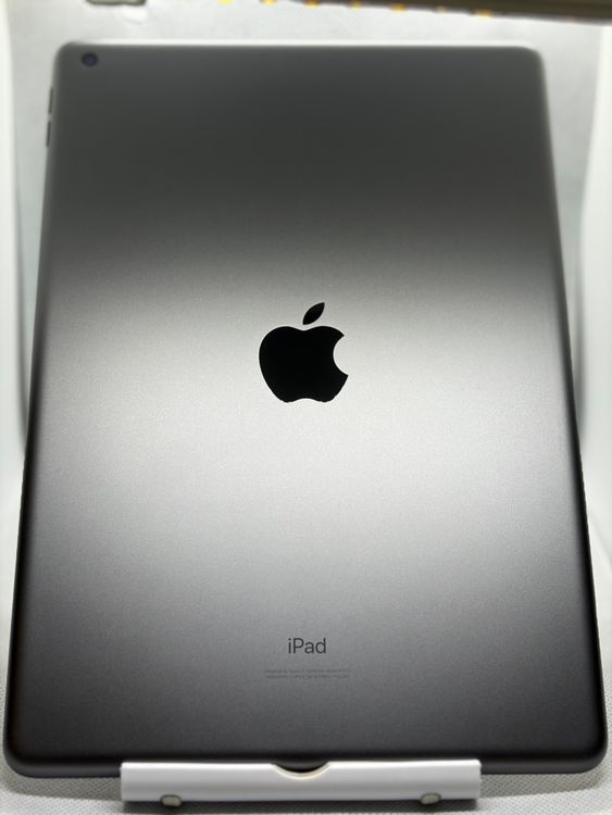 ������ iPad ��8���� 32GB ���졼 Wi-Fi��ǥ�