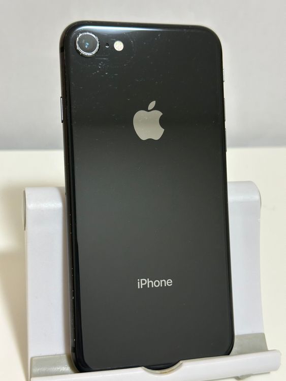 ��SIM�ե꡼ iPhone8 64GB ���ڡ������쥤