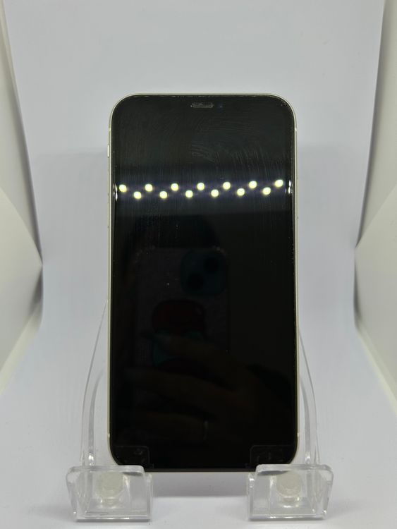 ��SIM�ե꡼ iPhone11  128GB �ۥ磻�� �Хåƥ꡼73%