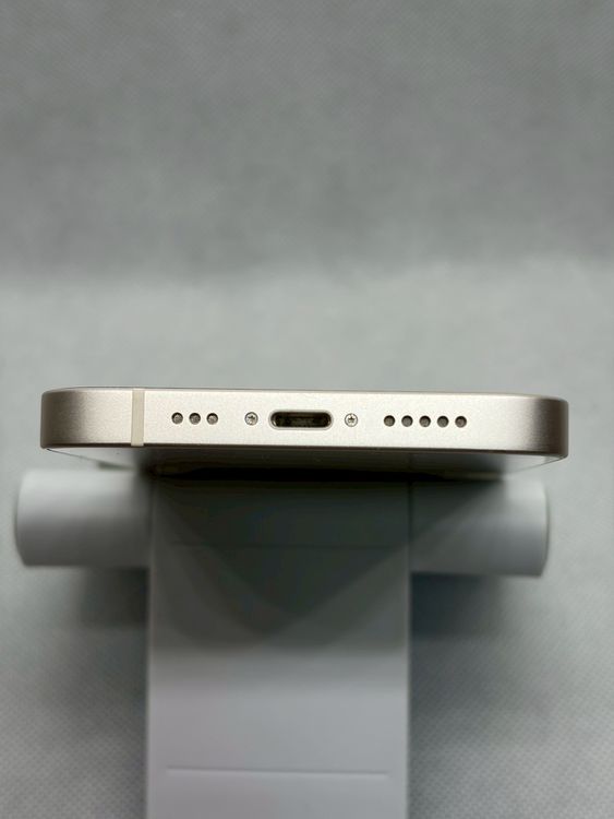 ���Хåƥ꡼85% SIM�ե꡼ iPhone14 128GB �������饤��