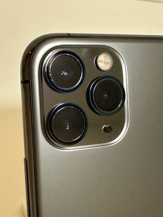 ������ SIM�ե꡼ iPhone11ProMax 256GB ���ڡ������쥤