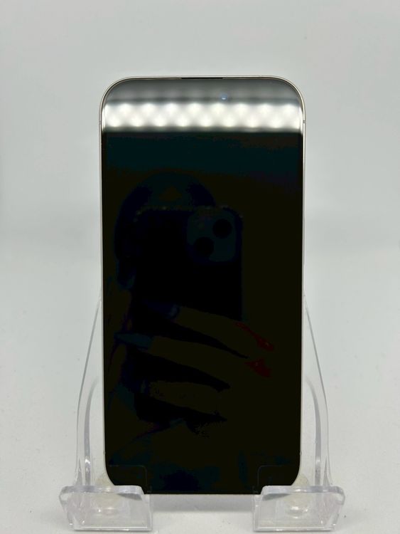 ��SIM�ե꡼ iPhone15Pro  256GB �ۥ磻�ȥ����˥��� �Хåƥ꡼100%