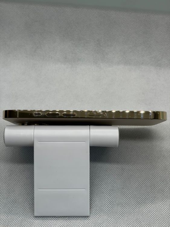 ���Хåƥ꡼80% ���� SIM�ե꡼ iPhone13Pro 256GB �������