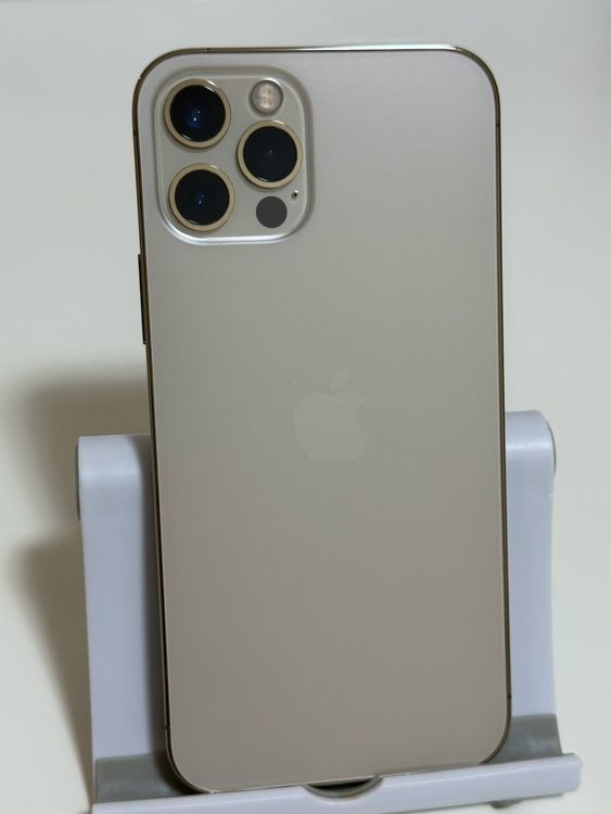 ���Хåƥ꡼84% SIM�ե꡼ iPhone12Pro 128GB �������