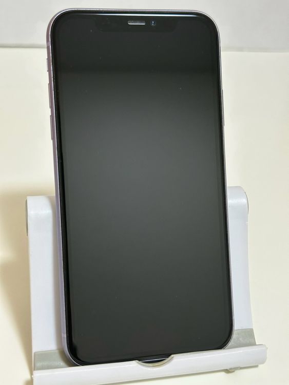 ���Хåƥ꡼80% SIM�ե꡼ iPhone11 64GB �ѡ��ץ�