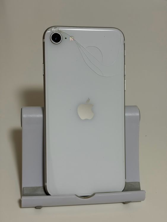 ��SIM�ե꡼ iPhoneSE ��2���� 64GB �ۥ磻��
