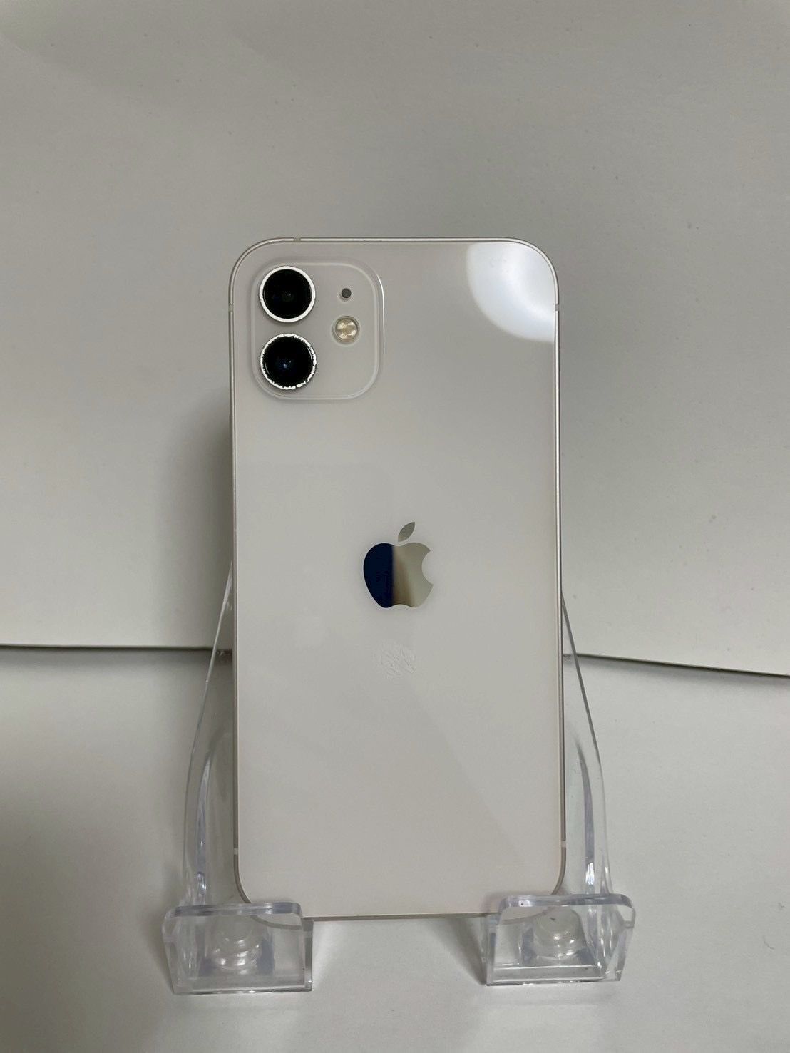 【美品】iPhone12 ホワイト 128GB SIMフリー iPhone 12 - 128GB ホワイト SIMフリー｜iPhoneの中古は