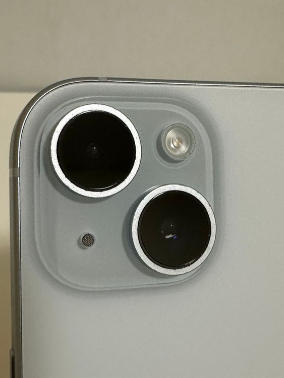 ���Хåƥ꡼91% SIM�ե꡼ iPhone15 128GB �֥롼
