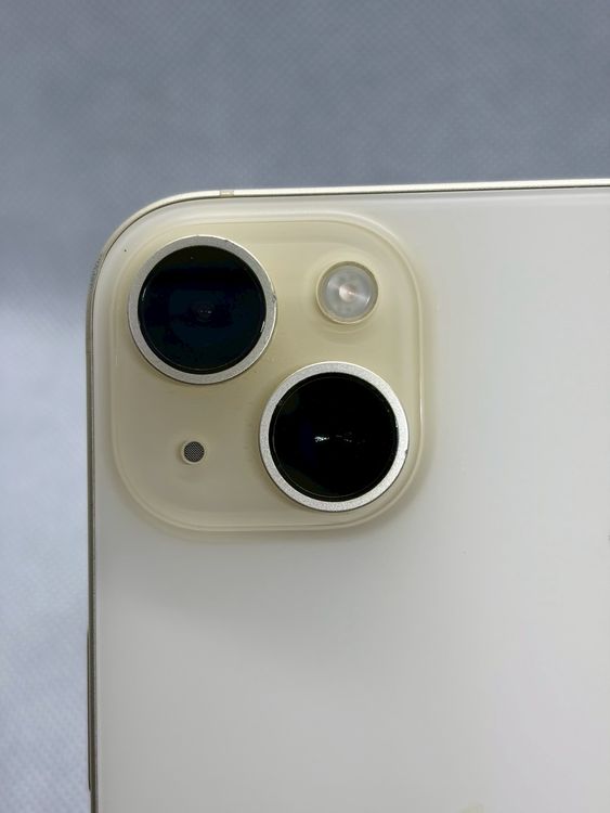���Хåƥ꡼86% SIM�ե꡼ iPhone15 128GB ��������