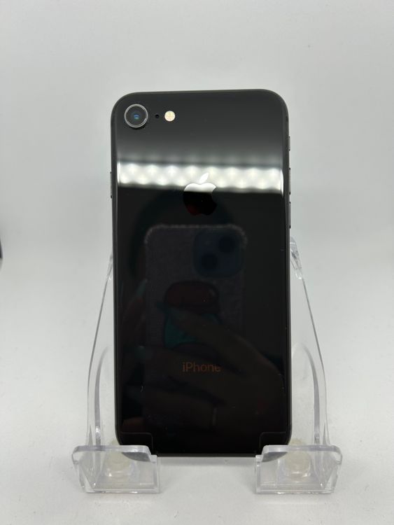 ��SIM�ե꡼ iPhone8  64GB ���졼 �Хåƥ꡼81%