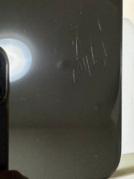 ���Хåƥ꡼98% SIM�ե꡼ iPhone15Pro 256GB �֥롼�����˥���