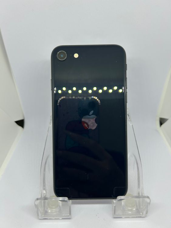 ������ SIM�ե꡼ iPhoneSE��3����  256GB �ߥåɥʥ���
