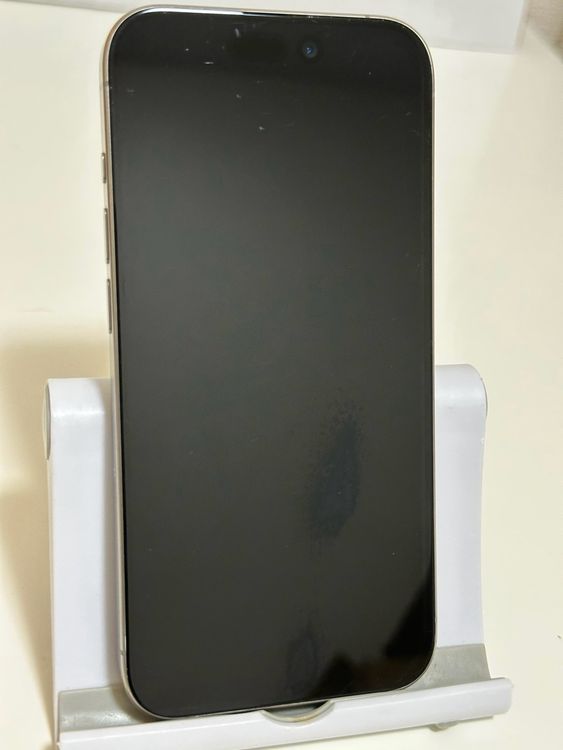 ���Хåƥ꡼80% SIM�ե꡼ iPhone15Pro 512GB �ʥ���������˥���