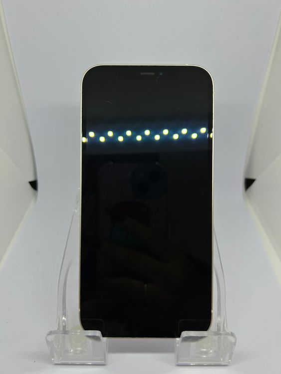 ��SIM�ե꡼ iPhone12  64GB �ۥ磻�� �Хåƥ꡼71%