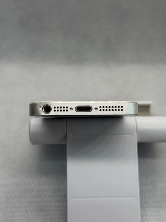 ���ϥԥͥ��ͥå� iPhone5s 32GB ����С�
