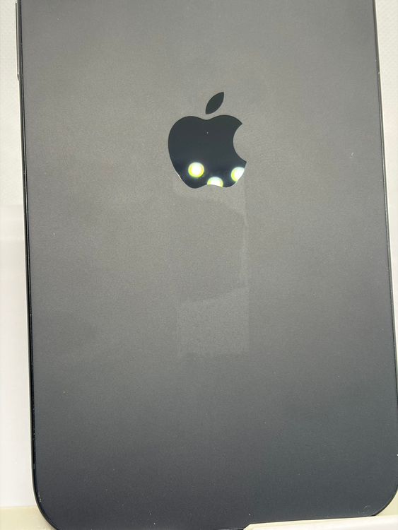 ���Хåƥ꡼96% SIM�ե꡼ iPhone16Plus 128GB �֥�å�