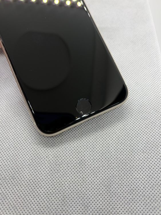 ���ϥԥͥ��ͥå� SIM�ե꡼ iPhoneSE ��3���� 128GB �������饤��