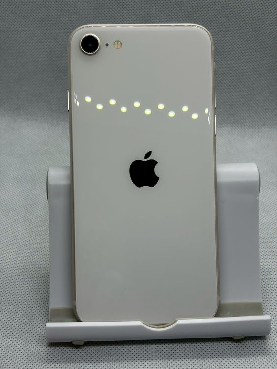 ���Хåƥ꡼88% Ķ���� SIM�ե꡼ iPhoneSE ��3���� 64GB �������饤��
