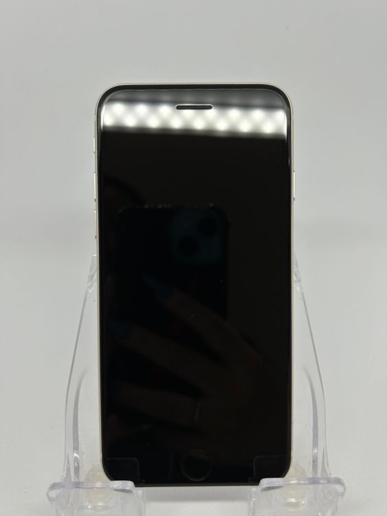 ○ハピネスネット SIMフリー iPhoneSE第3世代  64GB スターライト 送料無料