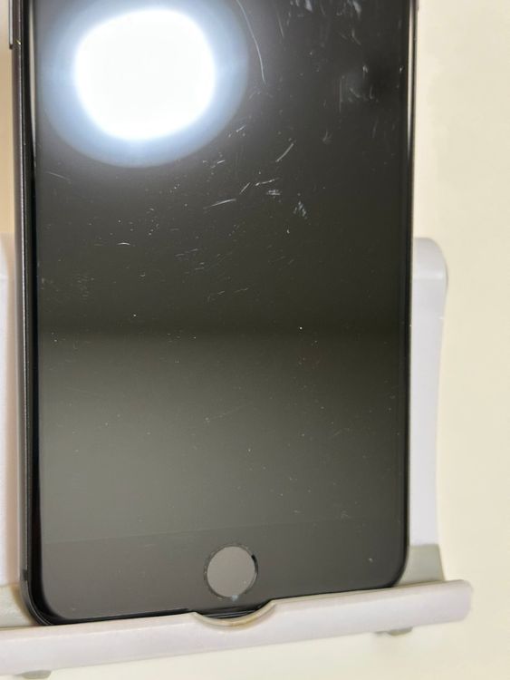���Хåƥ꡼84% SIM�ե꡼ iPhone8Plus 256GB ���ڡ������쥤