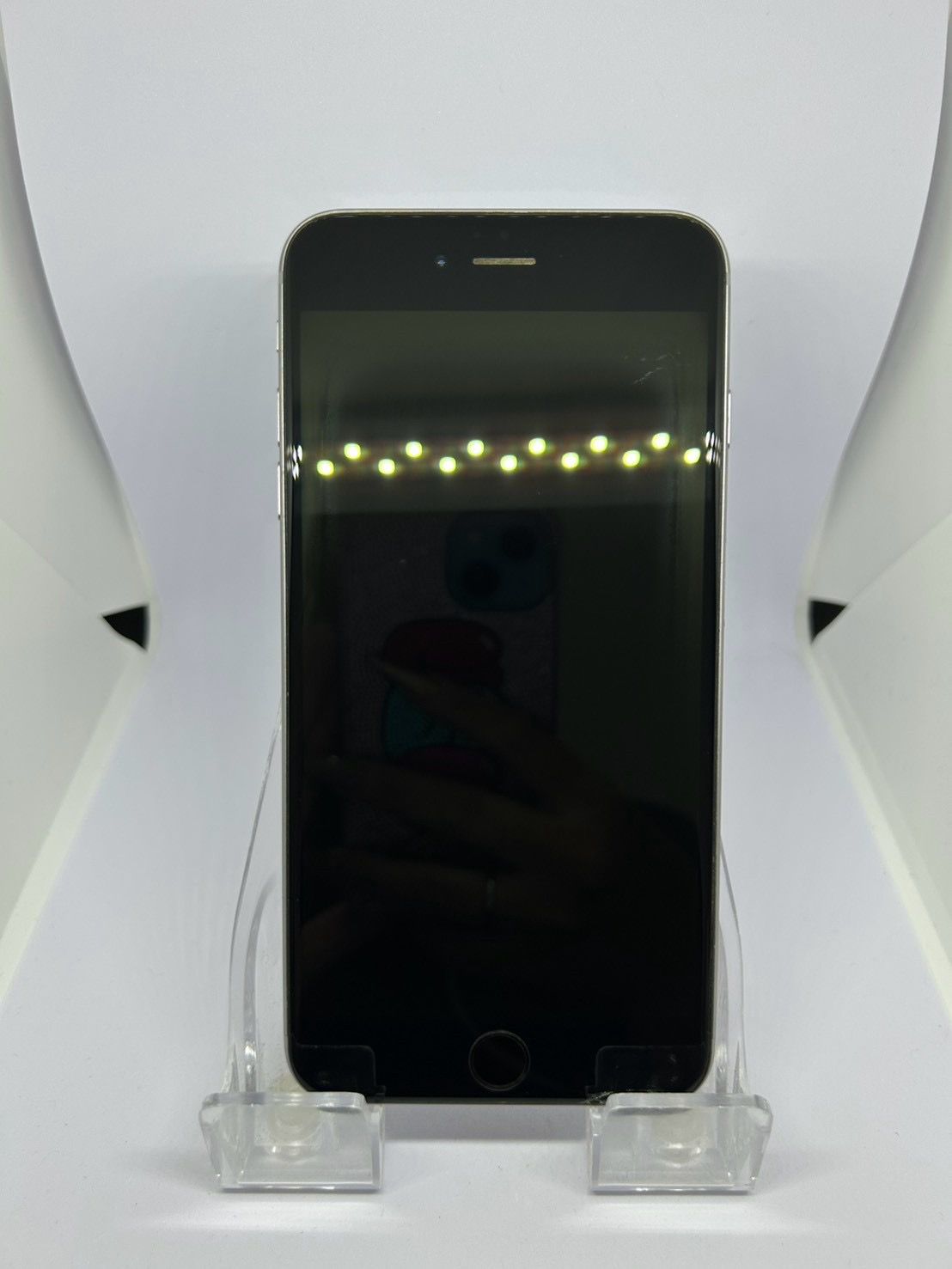 iPhone 6 Plus シルバー ドコモ 64GB バッテリー100% ムスビー｜○ハピネスネット iPhone6Plus 64GB シルバー バッテリー88